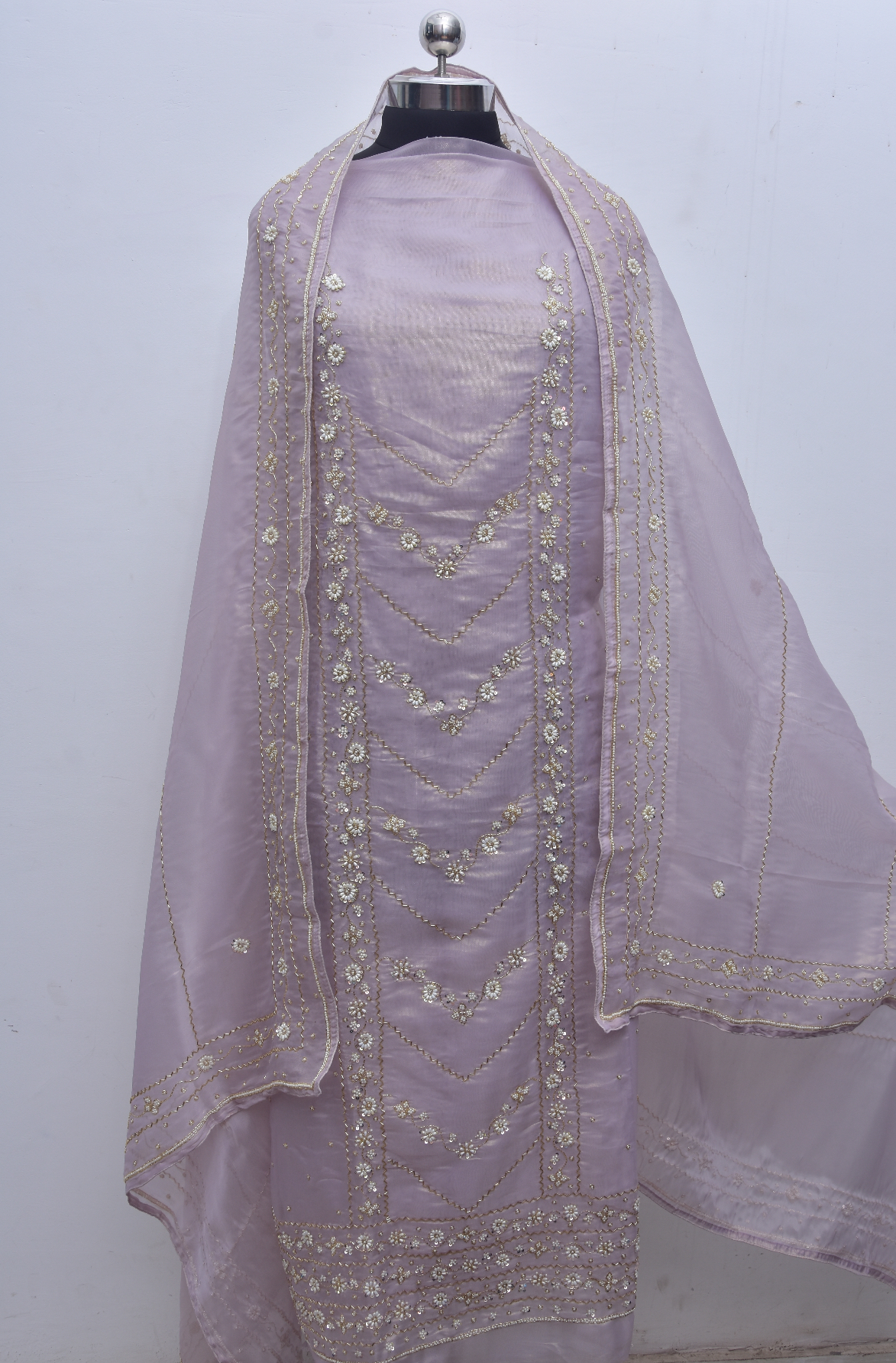 Soft lavender Salwar Suit - Image 2
